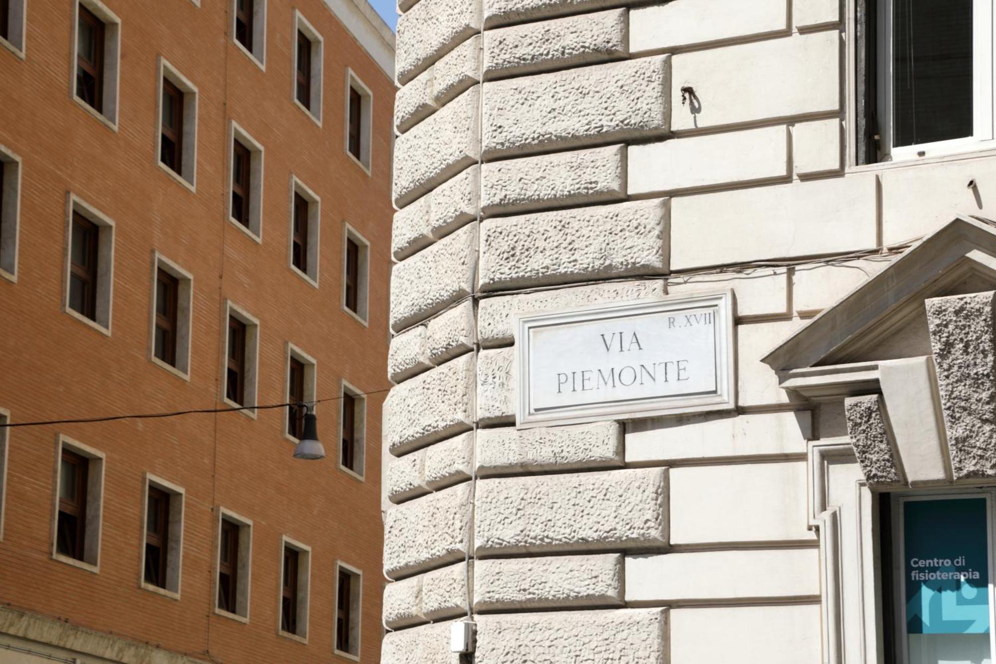 The Right Place 4U Piemonte Apartment Roma Exterior foto